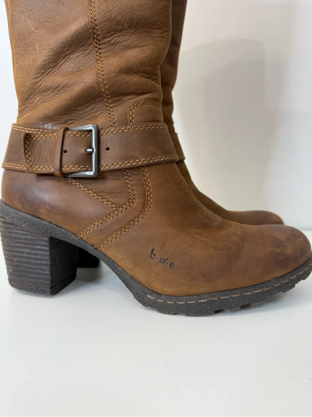 B.O.C. Distressed Brown Leather Buckle Riding Boots Stacked Block Heel Size 9.5